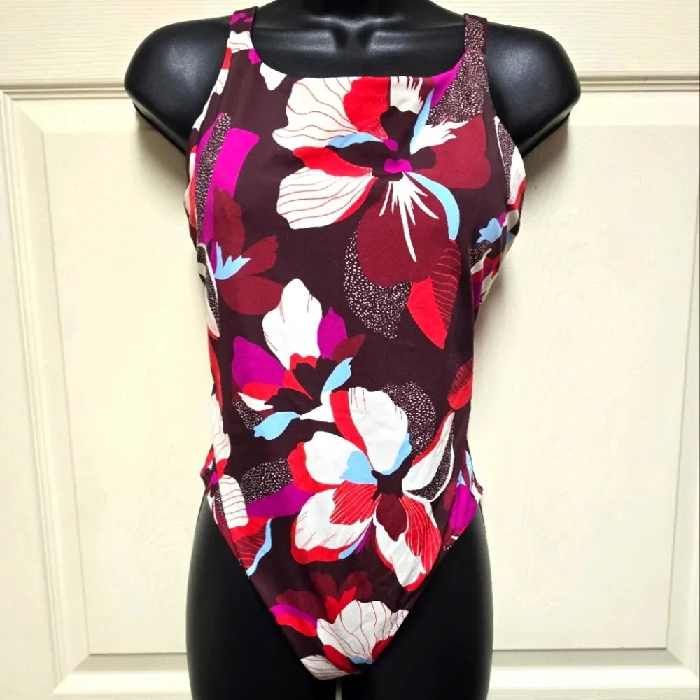 Athleta Hermosa One Piece Swimsuit SZ M Hero Bloom Decadent Chocolate